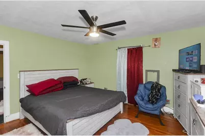 25 Dresden St, Springfield, MA 01109 - Photo 14