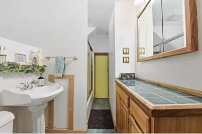 224 Rollstone St, Fitchburg, MA 01420 - Photo 20