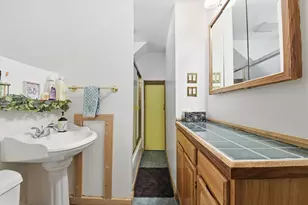 224 Rollstone St, Fitchburg, MA 01420 - Photo 20