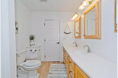 43 West Summitt St #10, South Hadley, MA 01075 - Photo 12