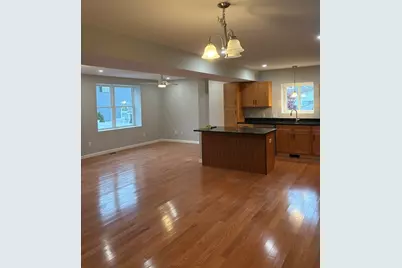 184 Avenue C #6, Woonsocket, RI 02895 - Photo 8