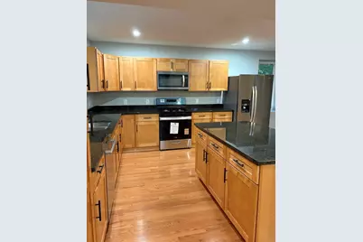 184 Avenue C #6, Woonsocket, RI 02895 - Photo 4