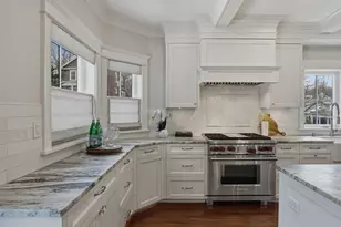 34 Bow St, Lexington, MA 02420 - Photo 10