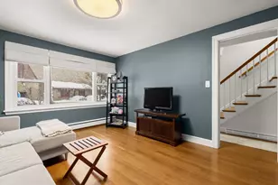 9 Darrow St, Quincy, MA 02169 - Photo 18