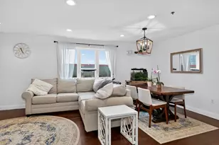 24 Arsenal St, Watertown, MA 02472 - Photo 6