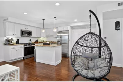 24 Arsenal St #2D, Watertown, MA 02472 - Photo 10