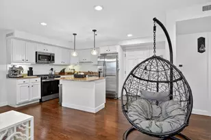 24 Arsenal St, Watertown, MA 02472 - Photo 10