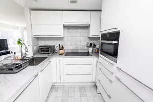 8 - 10 Museum Way, Cambridge, MA 02141 - Photo 14