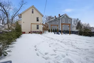 31 Washburn St, Springfield, MA 01107 - Photo 32
