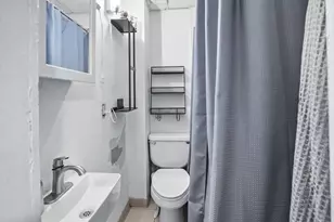 31 Washburn St, Springfield, MA 01107 - Photo 14