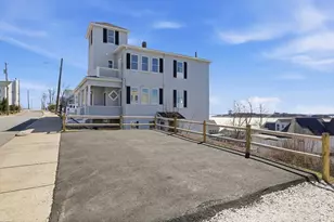 51 Harbor View Ave, Winthrop, MA 02152 - Photo 24