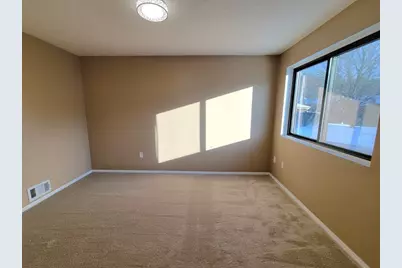 17 Elderwood Drive #17, Stoughton, MA 02072 - Photo 6