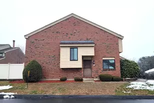 17 Elderwood Dr, Stoughton, MA 02072 - Photo 1