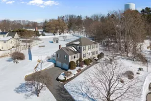 4 Thomas William Way, Chelmsford, MA 01824 - Photo 2