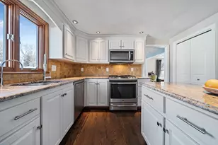 4 Thomas William Way, Chelmsford, MA 01824 - Photo 4