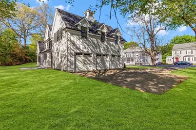 11 Cuba St, Andover, MA 01810 - Photo 4