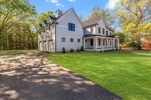 11 Cuba St, Andover, MA 01810 - Photo 2