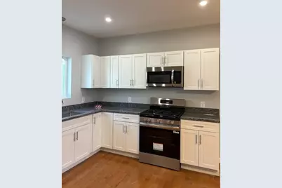 184 Avenue C #4, Woonsocket, RI 02895 - Photo 2