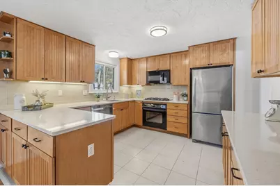 41 Dunster Rd, Bedford, MA 01730 - Photo 6