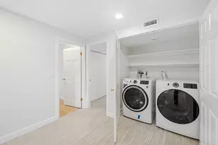 41 Dunster Rd, Bedford, MA 01730 - Photo 28