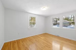 41 Dunster Rd, Bedford, MA 01730 - Photo 14