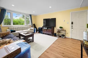 70 Jamaicaway, Boston, MA 02130 - Photo 4