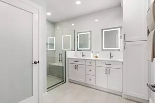 16 Franklin St, Salem, MA 01970 - Photo 10