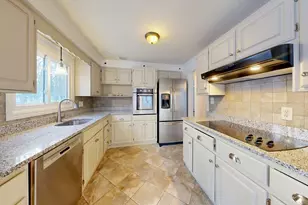 23 Rocky Hill Rd, Burlington, MA 01803 - Photo 2