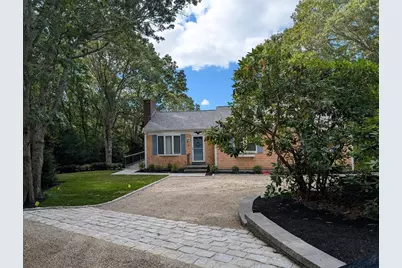 51 Wianno Cir, Barnstable, MA 02655 - Photo 4