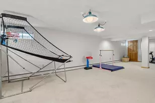 3 Niantic St, Medfield, MA 02052 - Photo 36