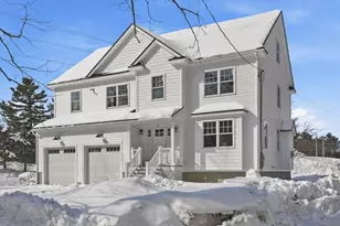 181 Pine St, Tewksbury, MA 01846 - Photo 2