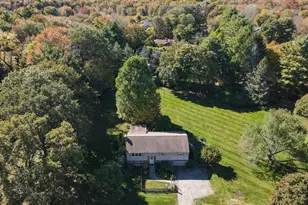 22 Greenview Dr, Holliston, MA 01746 - Photo 6