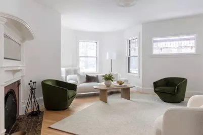 61 Toxteth St, Brookline, MA 02445 - Photo 6