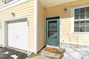 403 Gazebo Cir, Reading, MA 01867 - Photo 2