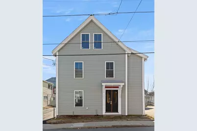 20 Beacon St, Gloucester, MA 01930 - Photo 1