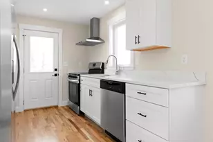 20 Beacon St, Gloucester, MA 01930 - Photo 24