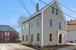 20 Beacon St, Gloucester, MA 01930 - Photo 1