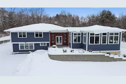 235 Kemp St, Dunstable, MA 01827 - Photo 2