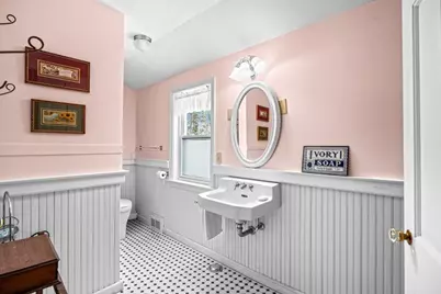 25 Woodbridge Ter, South Hadley, MA 01075 - Photo 22