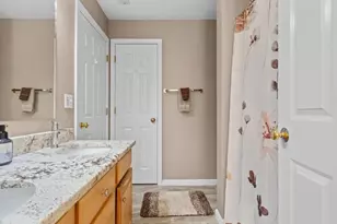 218 Hartford Ave E, Uxbridge, MA 01569 - Photo 24