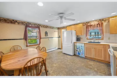 28 Granby, Worcester, MA 01604 - Photo 12