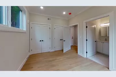 104-106 Warren St. #1, Boston, MA 02135 - Photo 2