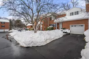 9 April Ln, Lexington, MA 02421 - Photo 2