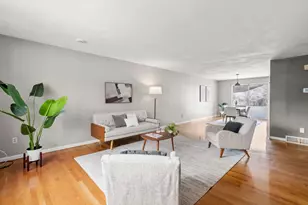 9 April Ln, Lexington, MA 02421 - Photo 6