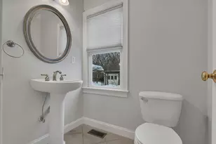 11 Cole Dr, Hopkinton, MA 01748 - Photo 10