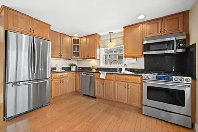 48 Grapevine Ave, Lexington, MA 02421 - Photo 12