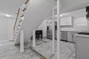 98 Elm, Somerville, MA 01244 - Photo 2