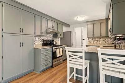 58 Holliston St, Medway, MA 02053 - Photo 2