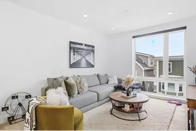 101 - 105 Condor Street #304, Boston, MA 02128 - Photo 2