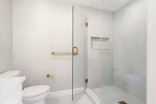 3 Whitman Cir, Bellingham, MA 02019 - Photo 4